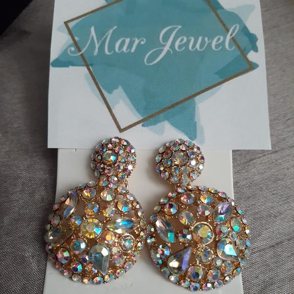 Jewelry - Shimmer and Shine Bling Earrings
